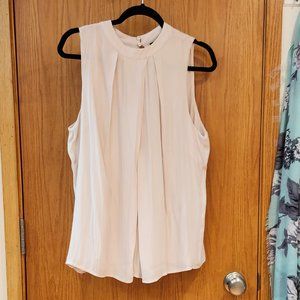 HALOGEN Sleeveless Flowy Top